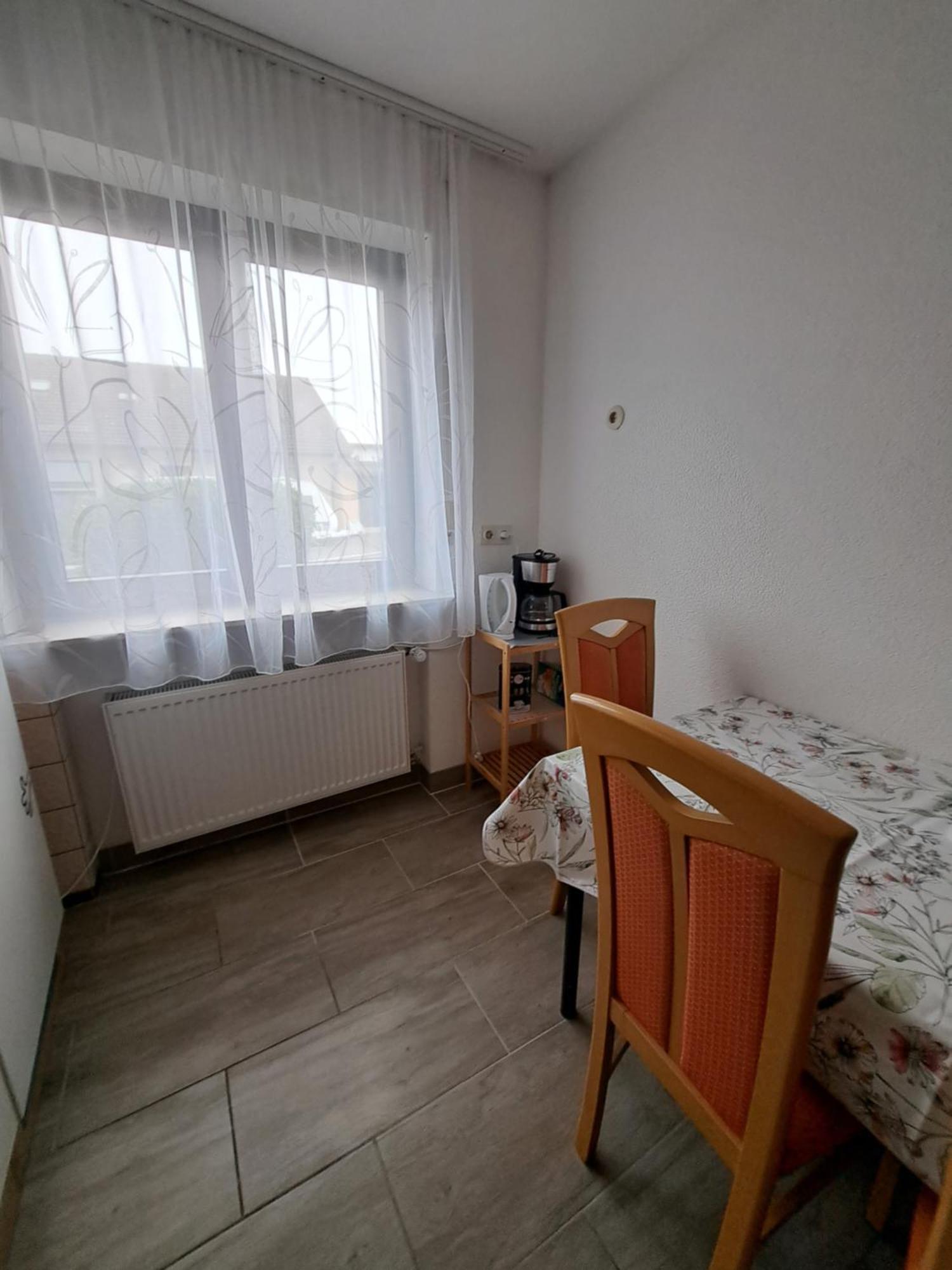 Wohnung Mit 2 - 3 Zimmern Ballenberg Exterior photo